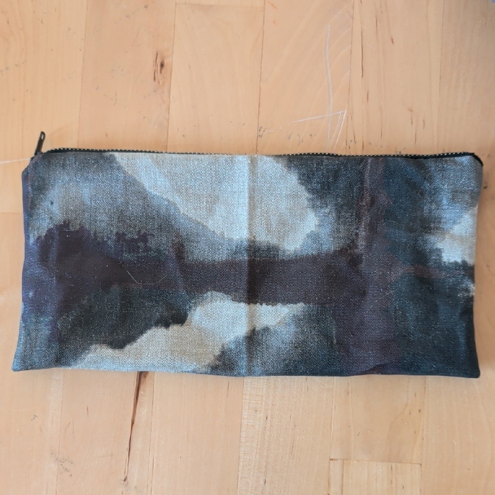 Rugged Black Gray Camo Toiletry Bag Zipper Pouch OOAK - Picture 2 of 6